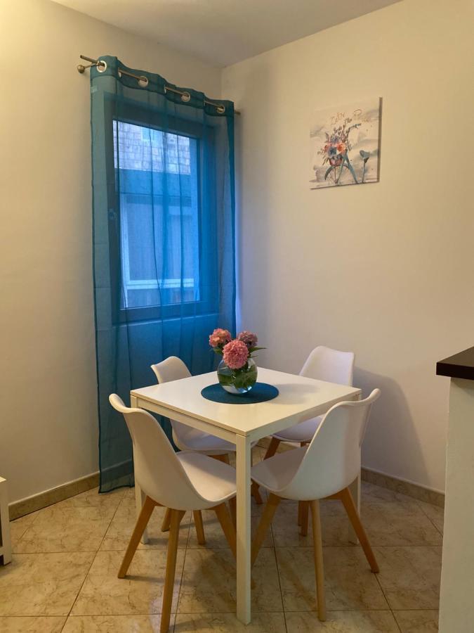 Apartmani Nica Sveti Stefan Exteriör bild