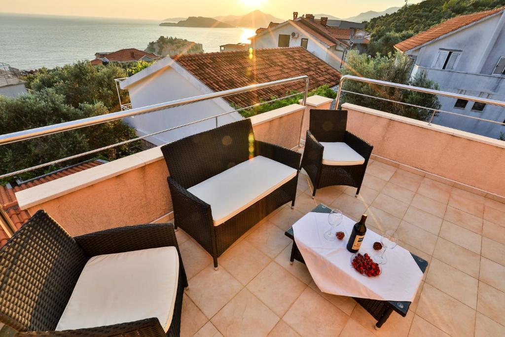 Apartmani Nica Sveti Stefan Exteriör bild